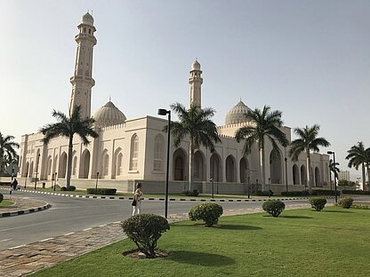 41A5365E-307E-4F93-8659-735D94D48235_1_105_c